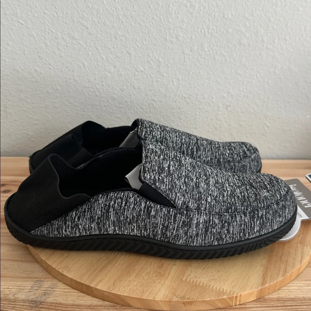 Isotoner Mens Slip-On Slippers new XL 11/12
